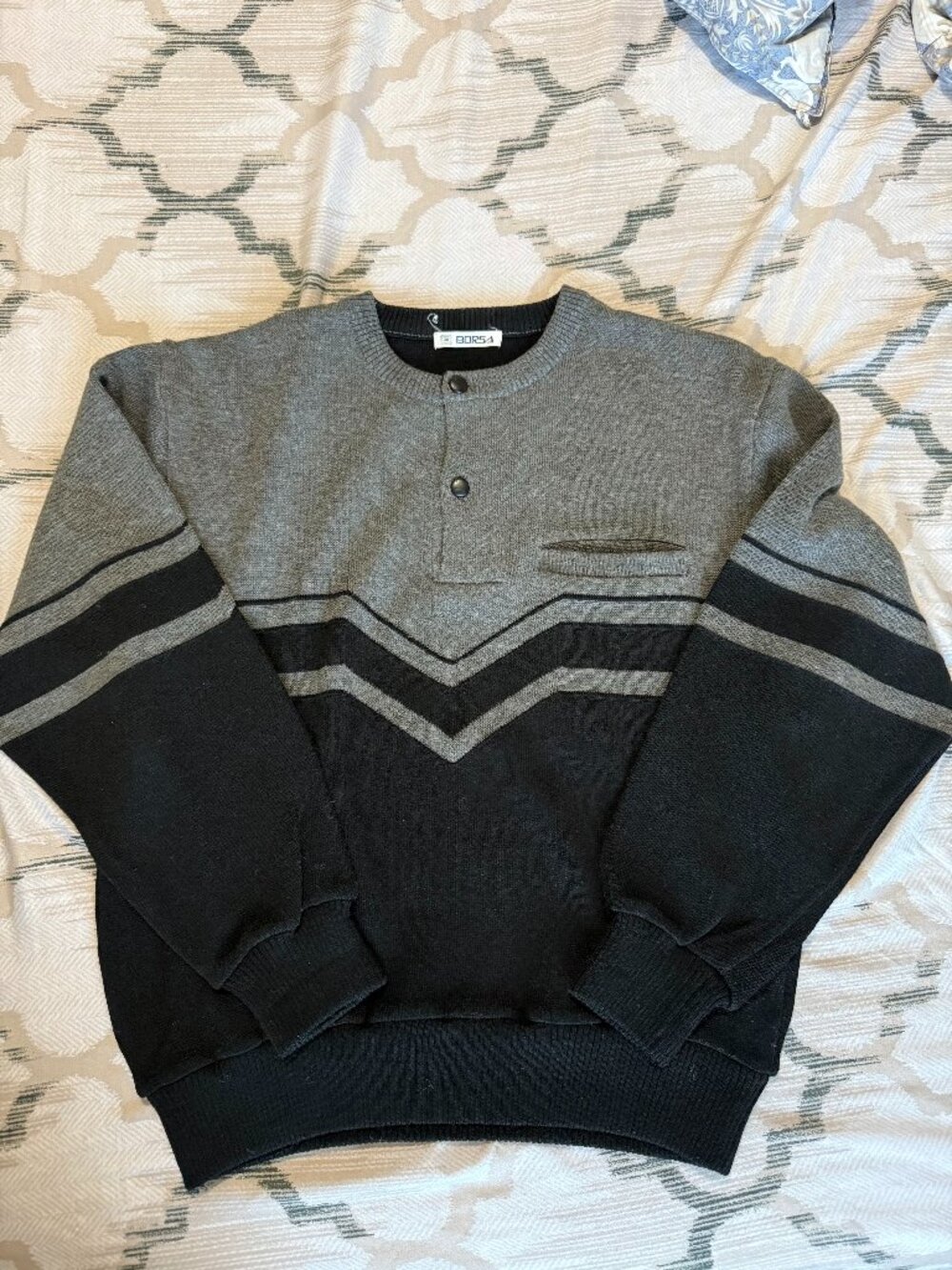 Borsa Gray Black Chevron Henley Sweater Chest Pocket